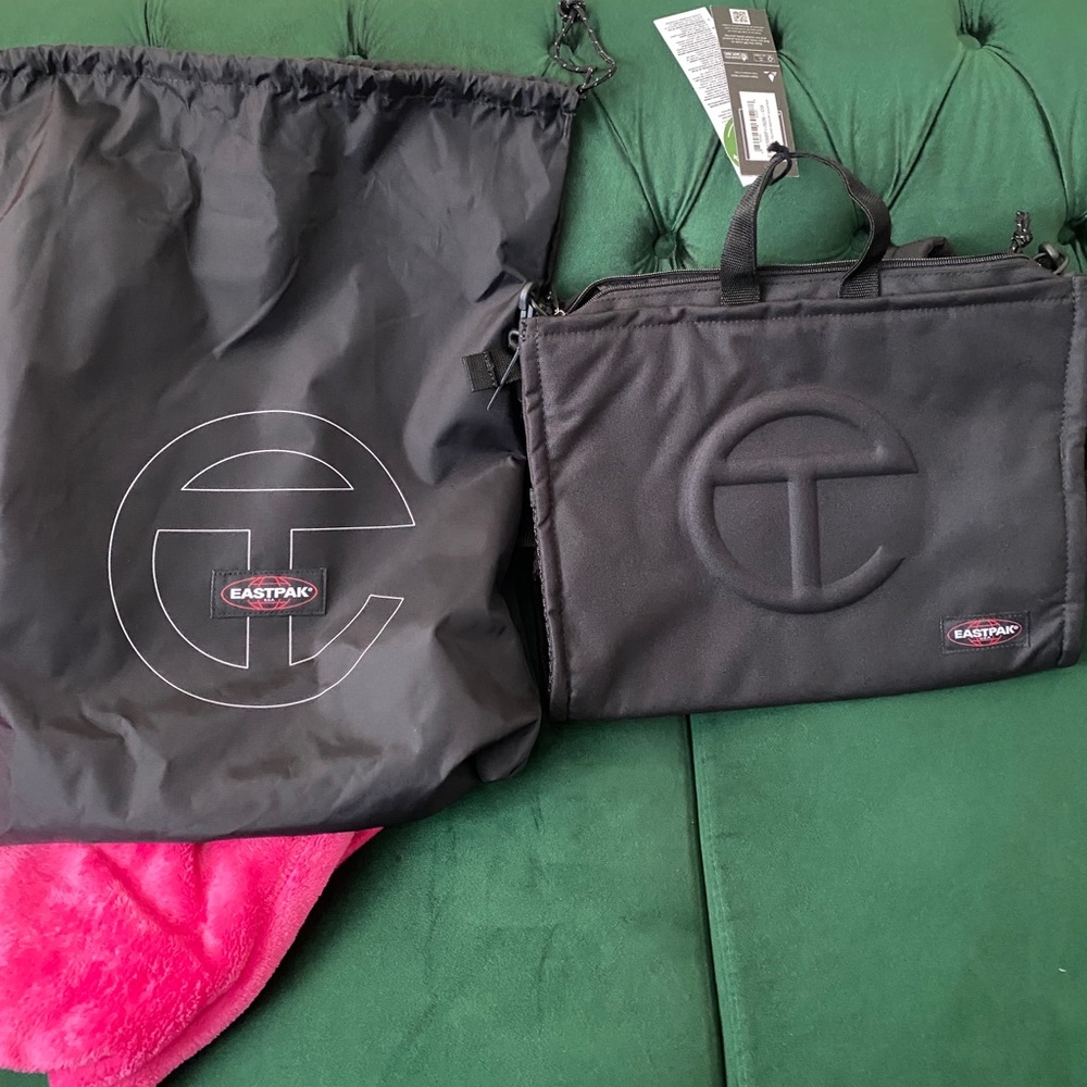 Eastpak x Telfar Medium Shopper - Black